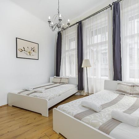 Real Apartments Wesselényi Budapest Esterno foto