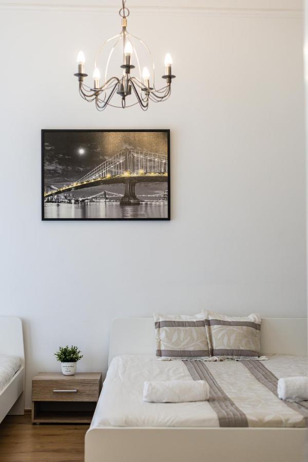 Real Apartments Wesselényi Budapest Esterno foto